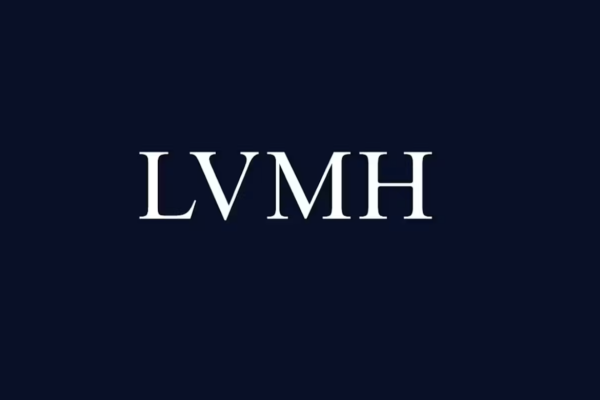 LVMH wprowadza nową szefową HR i ogłasza kluczowe zmiany w zarządzie